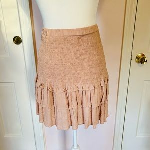 NWT champagne peach colored tiered mini skirt by Mittoshop. Women’s medium.